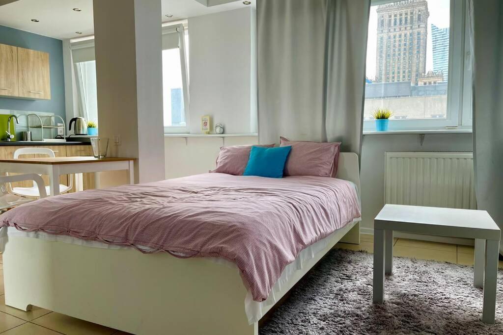 Ferienwohnung Gold 3 Metro X2 Wifi 300 Mbs 60'Tv Netflix Hbo Appletv+ Warschau Exterior foto